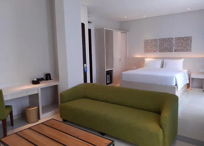 Signature Bali Hotel 4*