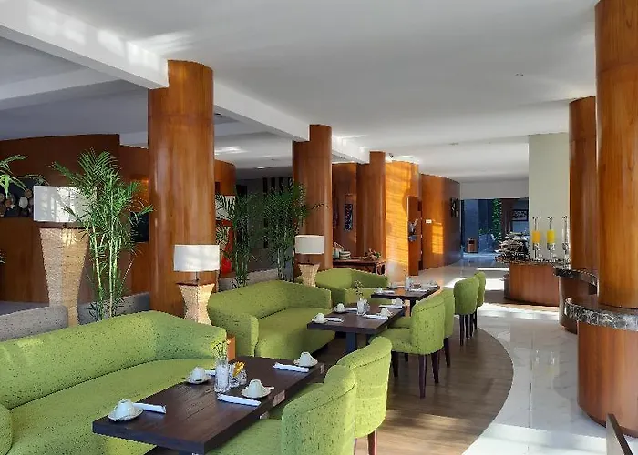 Signature Bali Hotel 4*